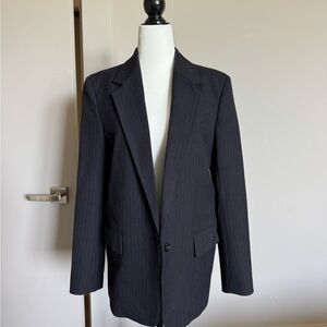 ARITZIA - Wilfred navy Pinstripe Blazer. Size XS, barely used!